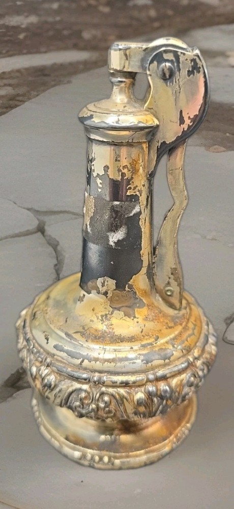 VINTAGE RONSON "DECANTER" TABLE LIGHTER