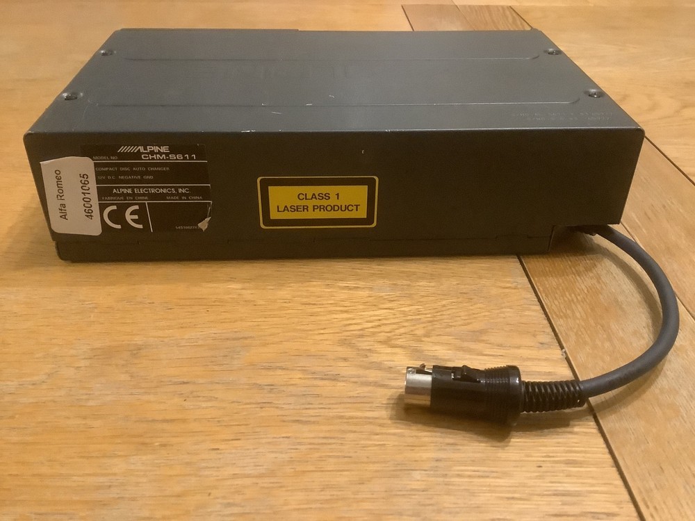 ALPINE CD Boot 6 DISC CHANGER CHM-S611 UNTESTED