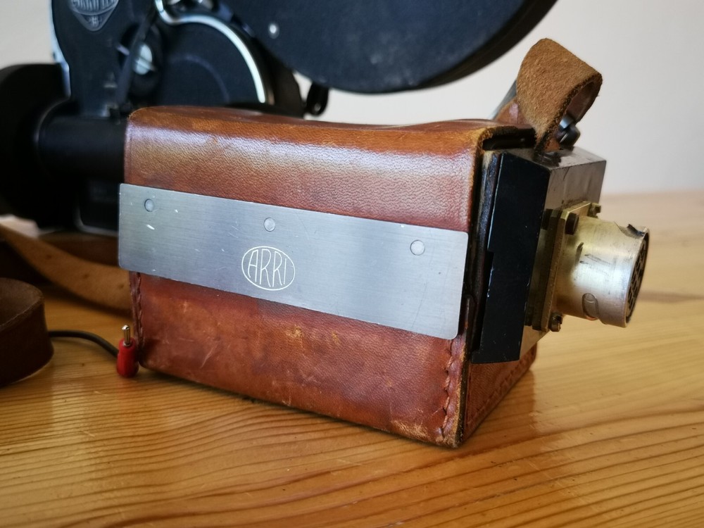 🔥 Arriflex ST 16mm #6226 + mag + battery ... 🔥