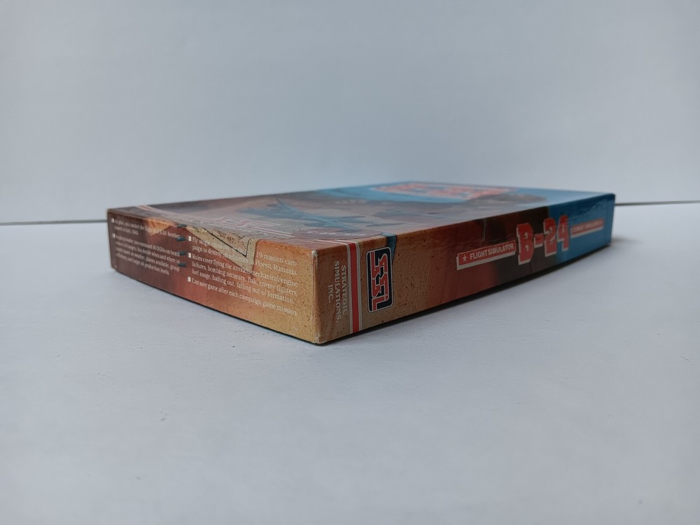 Commodore 64 Combat Flight Simulator B24 Strategic Simulations Game Tested/Works