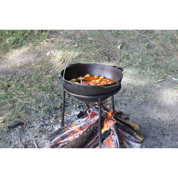 Asian cast iron cauldron 10 liters. Thickness 3.8 mm