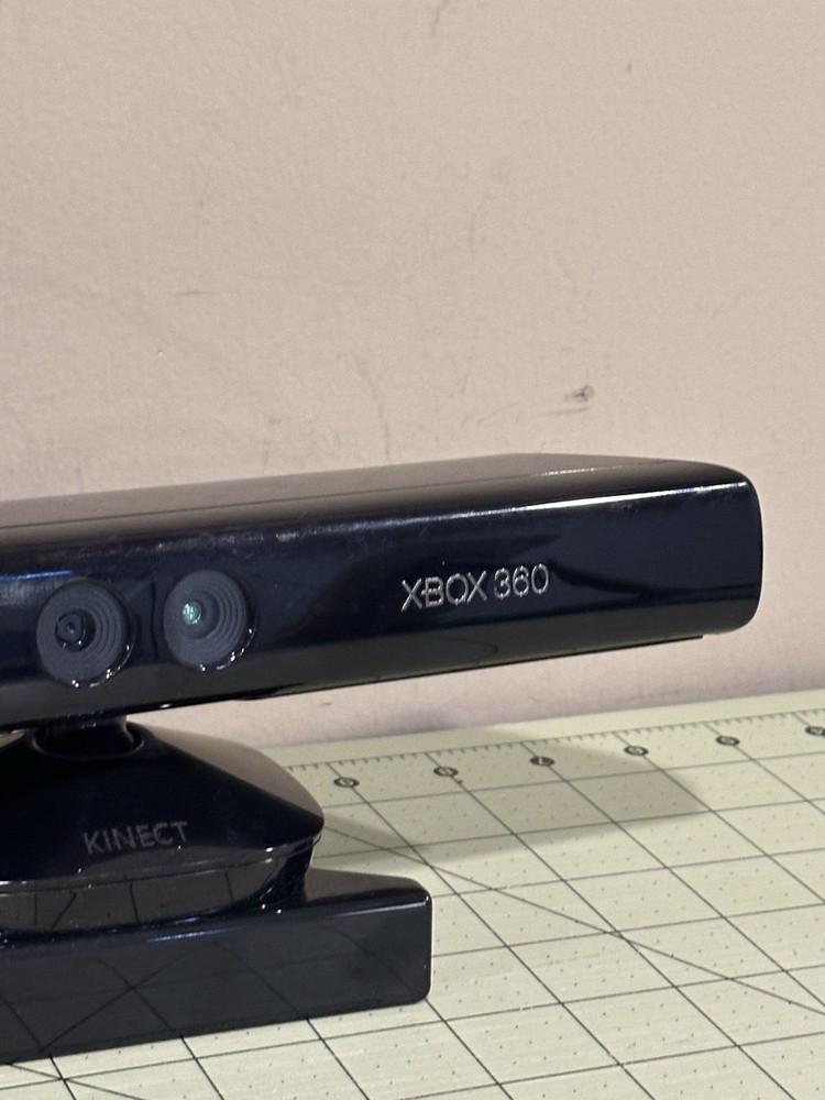 Microsoft 1414 Xbox 360 Kinect Sensor Bar Only - Black