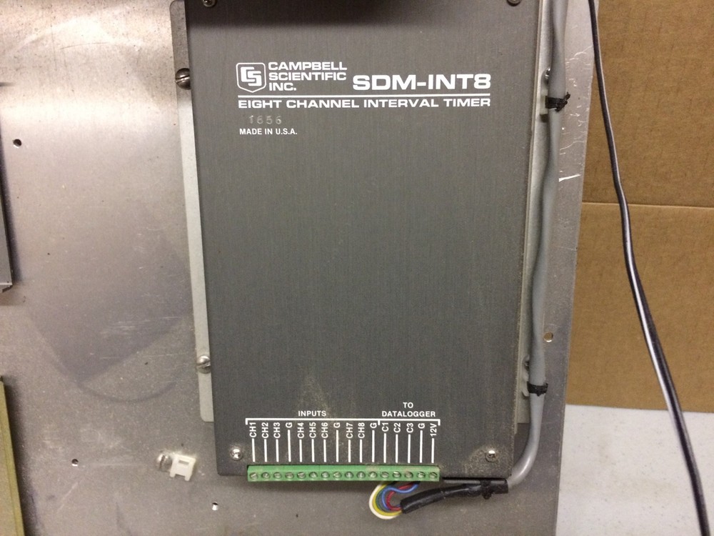 SDM-INT8 Eight channel interval timer & Campbell Scientific 21X Micrologger