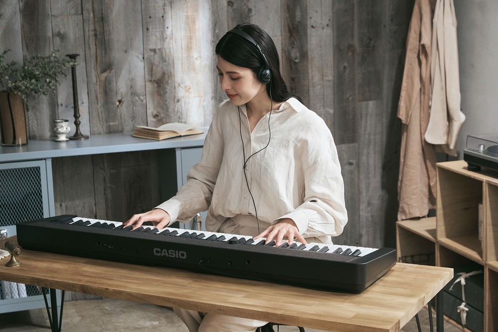 Casio Casiotone CT-S1-76 Portable Keyboard - Black