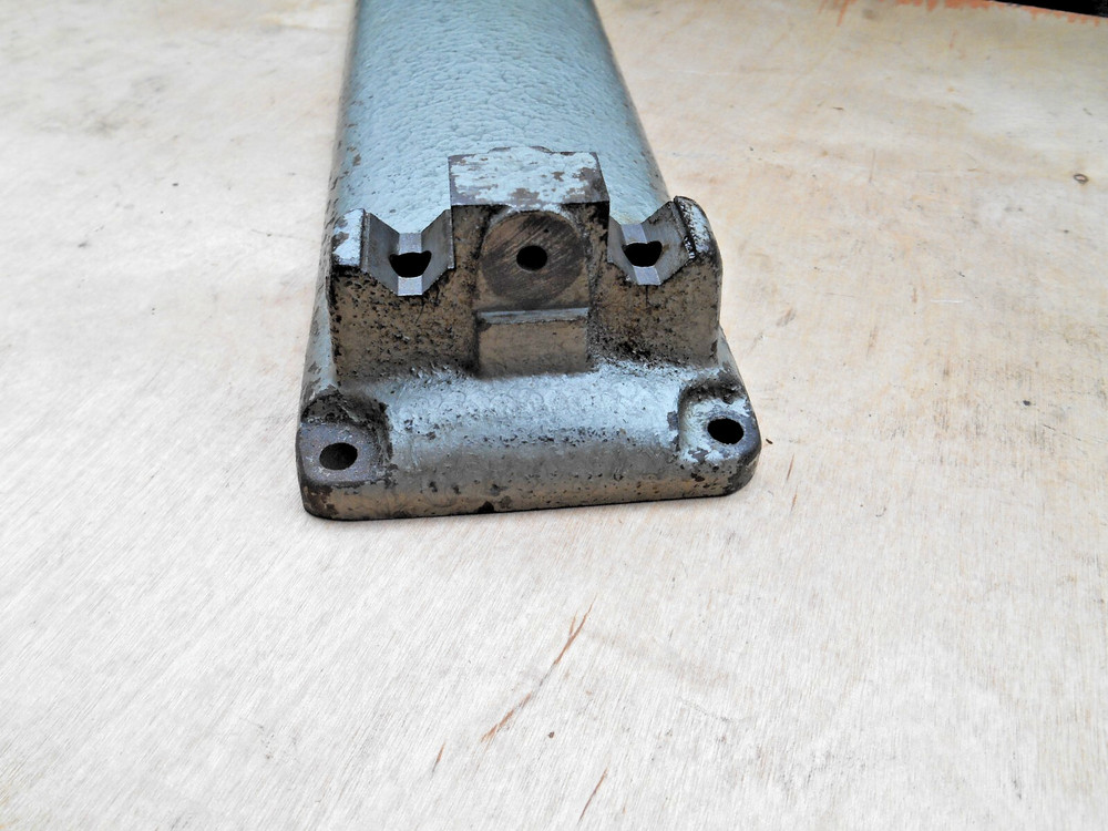 VTG.UNIMAT CAST IRON LATHE BASE , BED