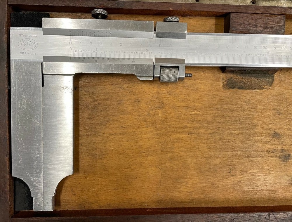 Helios Vernier Caliper, 0-40"/0-100cm Range