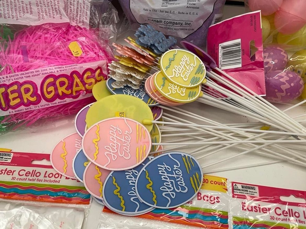 Easter Decorating & Egg Coloring Kits