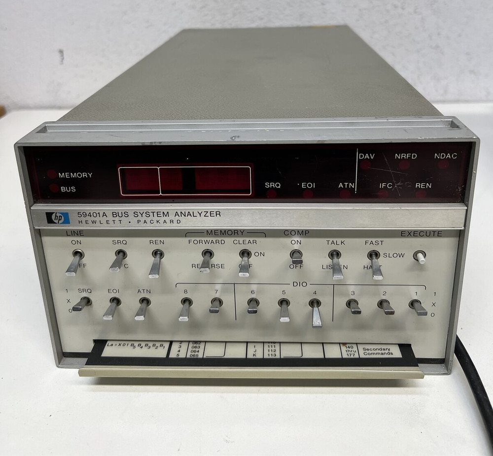 HEWLETT-PACKARD 59401A BUS SYSTEM ANALYZER With Power Cord