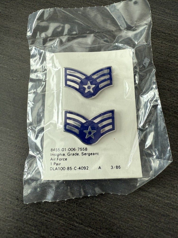 USAF - SERGEANT - E4 - DRESS COLLAR RANK PIN - AIR FORCE - PAIR