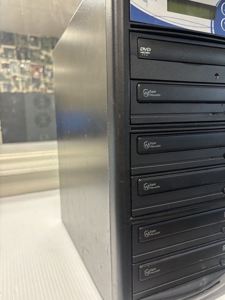 EZ Dupe DVD/CD Disc Duplicator 1 to 5 tested and working