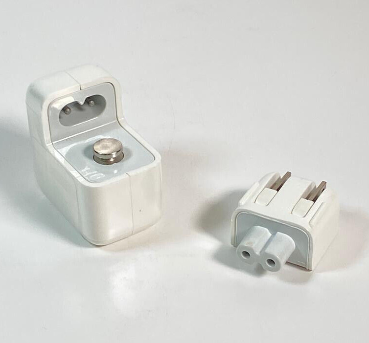 Apple A1357 10W USB Power Adapter | White