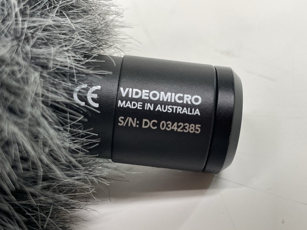 Rode VideoMicro Compact On Camera Microphone 19 - 22mm READ