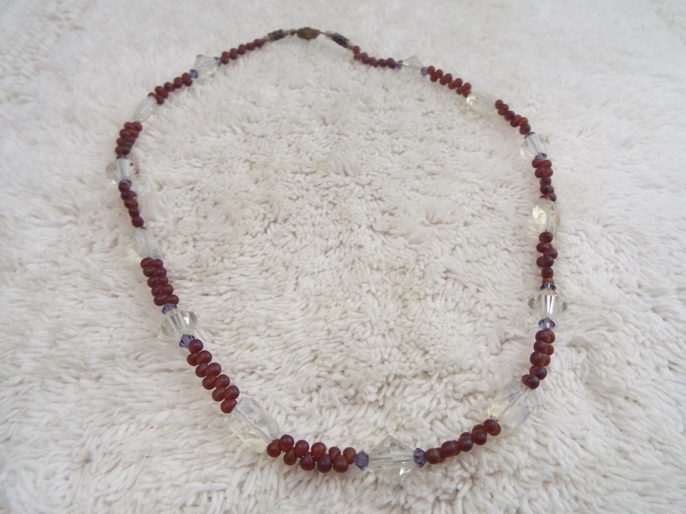 Clear & Plum Glass Bead Necklace (H8)