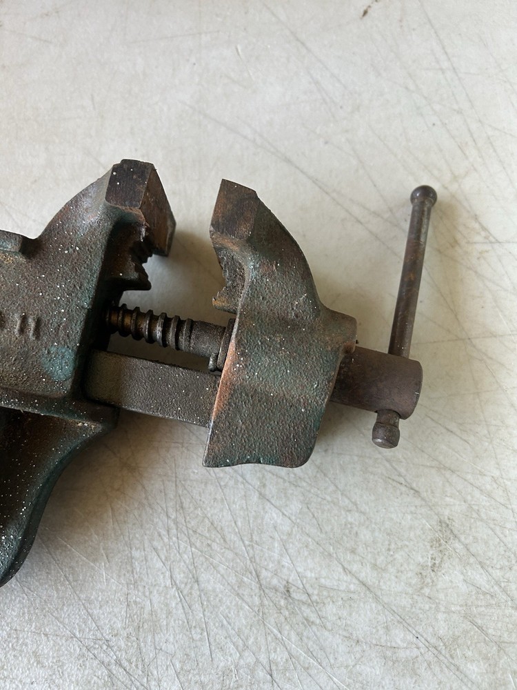 Red Diamond AA 11 Vise