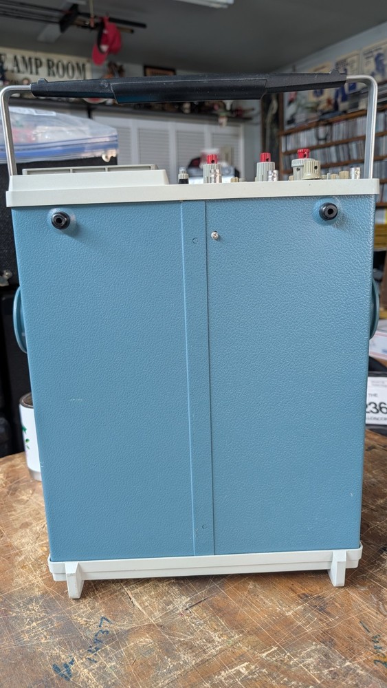 Tektronix 2236 Oscilloscope - Beautiful!