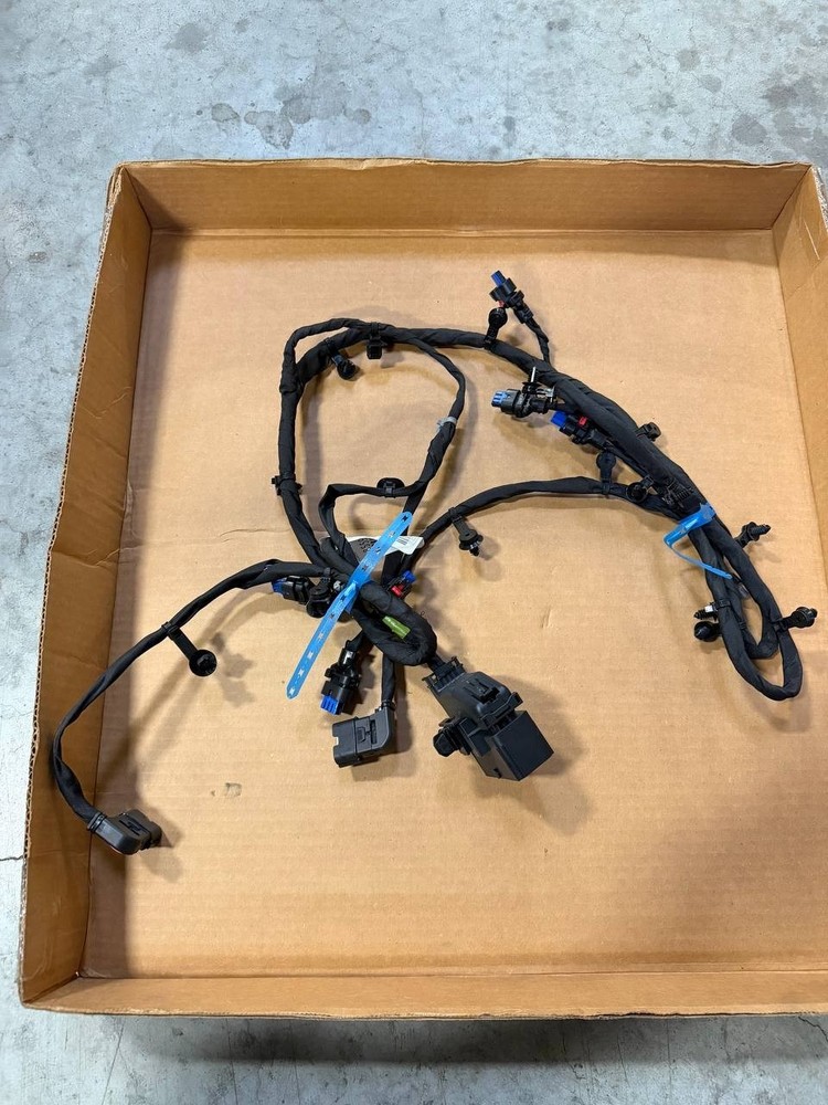 GM OEM NEW Rear Bumper Harness 85591073