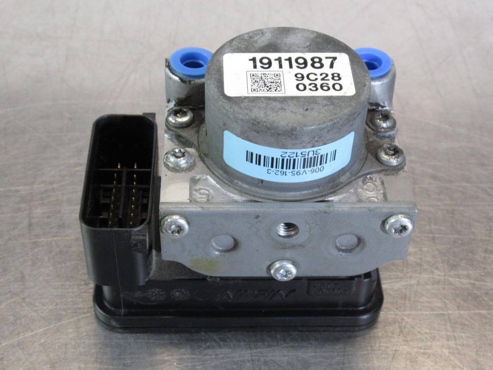 EB1346 2019 19 INDIAN SPRINGFIELD DARK ABS MODULE