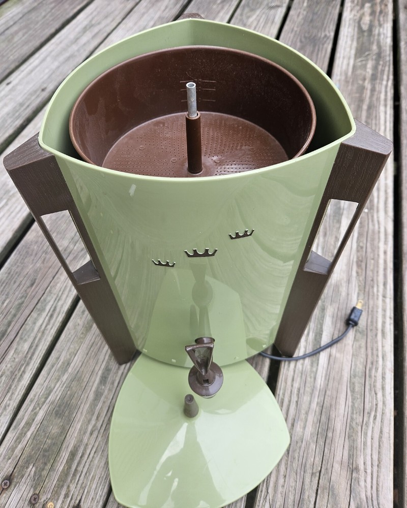 Vintage MCM Regal Poly Coffee Percolator Mid Century Kitchen Decor 30 Cup