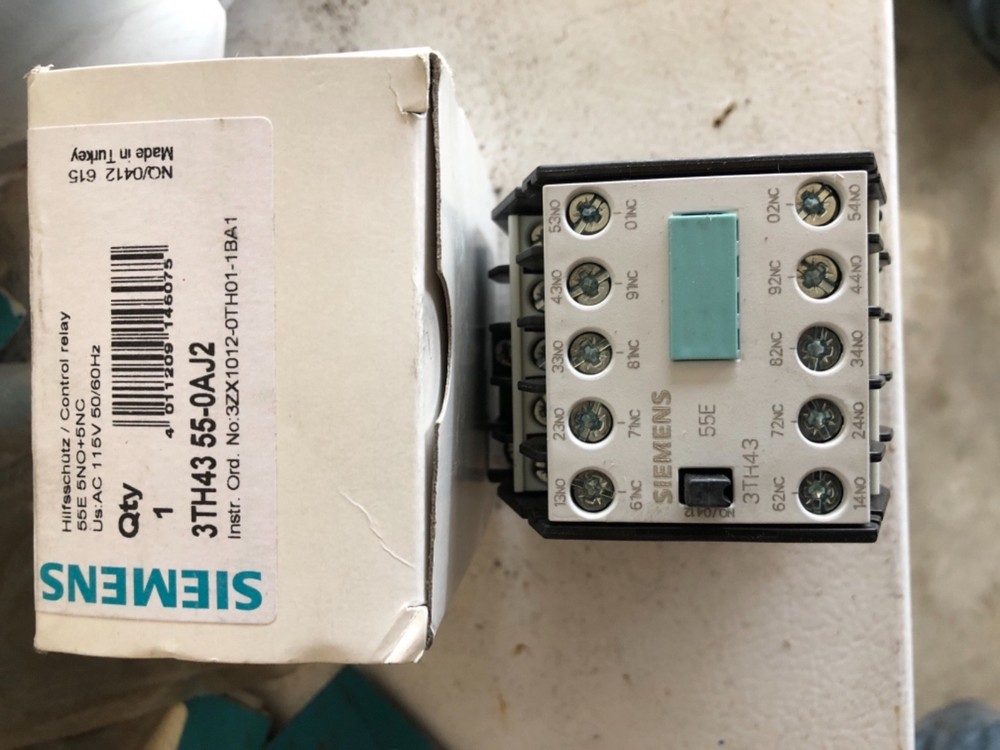 *NIB* SIEMENS 3TH43 55-0AJ2 CONTROL RELAY