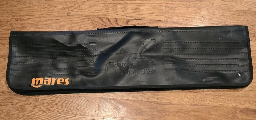 Mares Cyrano 700 Underwater Spear Fishing Gun Complete With Tips, Loader & Case