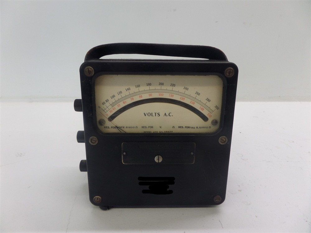 Vintage Weston AC Voltmeter Zero Corrector Meter Model 433 - Three Knobs