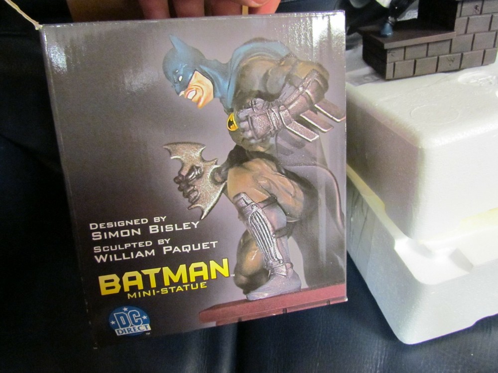 DC Direct Batman Mini Statue New in Box William Paquet Simon Bisley