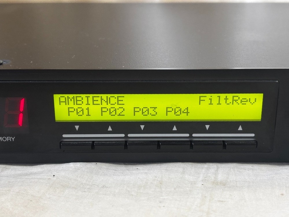 Yamaha SPX990 Professional Multi-Effect Processor New battery