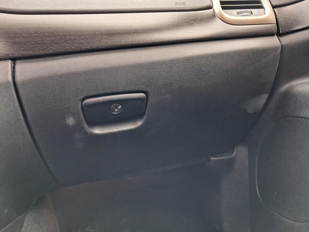 CHERGRAND 2014 Glove Box 4808422