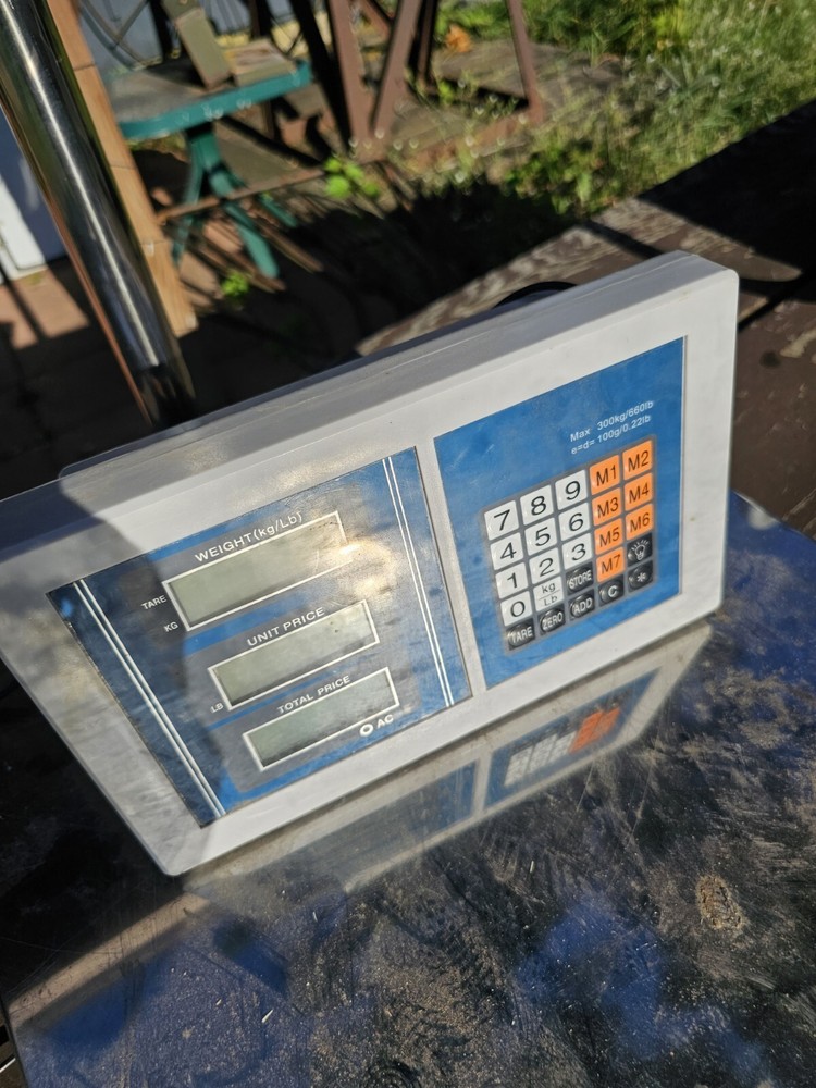 Tor-rey LSQ-40L 40 lb. Price Computing Scale with Label Printer
