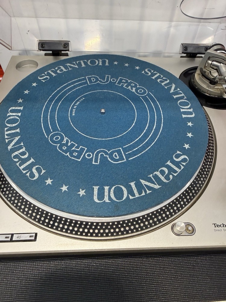 Technics SL-1200MK2 Direct Drive Turntable Quartz Silver