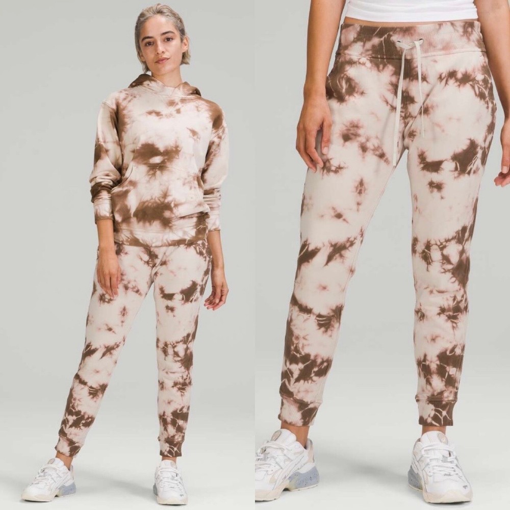 Lululemon Warm Down Jogger Earth Dye Clay Size 4￼