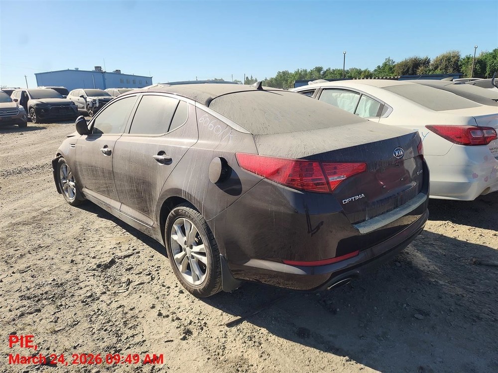 RIGHT MAROON ROCKER PANEL MOULDING OEM 2012 KIA OPTIMAKIA