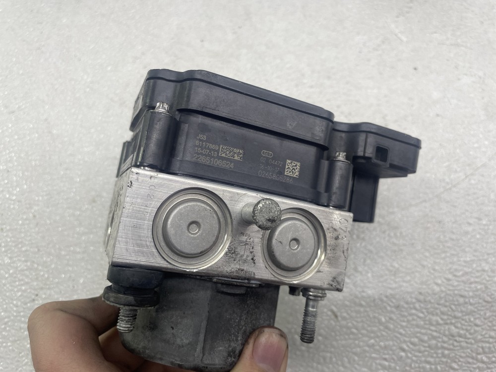 17-19 HARLEY-DAVIDSON ELECTRA GLIDE ULTRA CLASSIC FLHTCU ABS PUMP UNIT MODULE