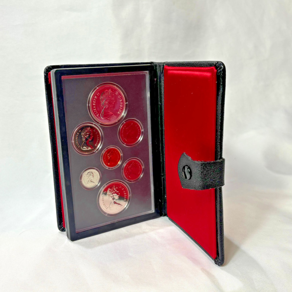 1979 Royal Canadian Mint Set Double Dollar
