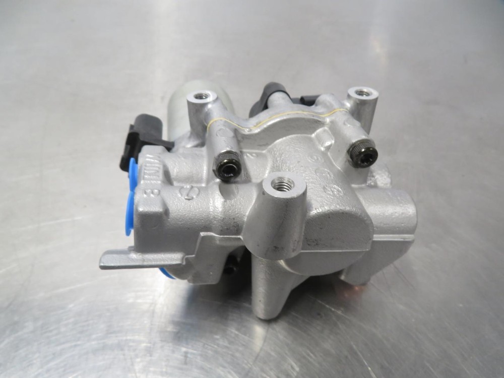 EB979 2006 06 HONDA VFR 800 INTERCEPTOR REAR ABS MODULATOR