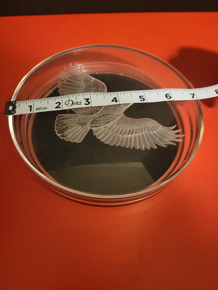 acrylic trinket box with etched eagle 7" round
