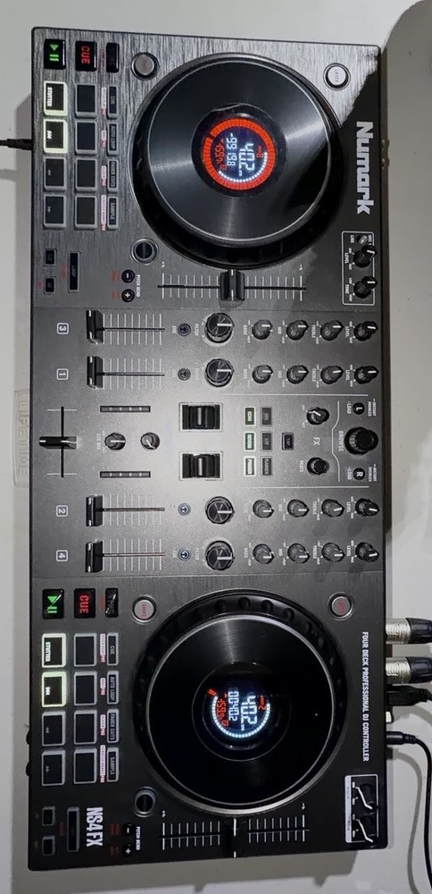 Numark NS4FX 4-Deck DJ Controller, Built-in Mixer, Serato, PC/Mac, Black