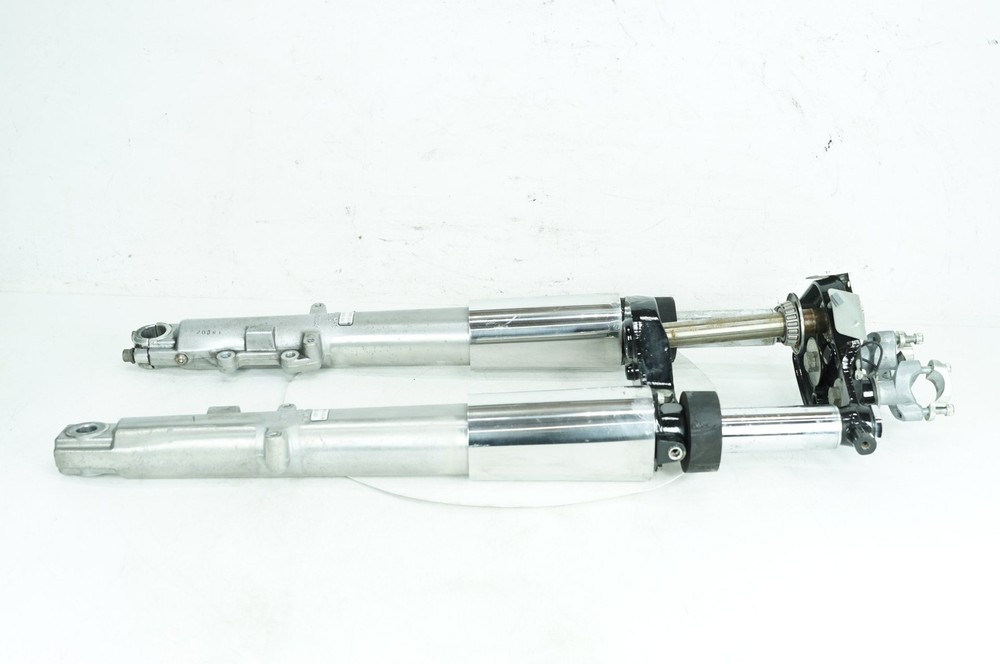 2002 Harley Touring Electra Glide Front Triple Tree Set LH RH Fork Legs Sliders