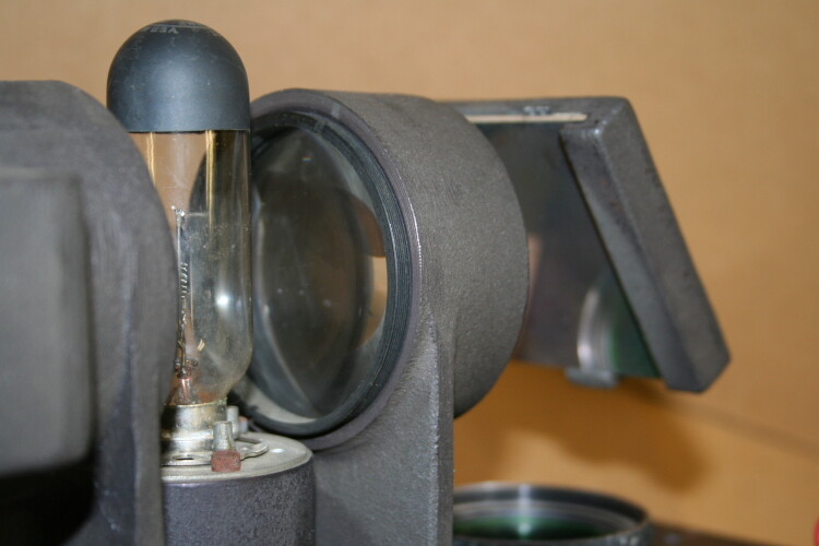 EDNALITE ,Light Source, Optics, 200 Watts, Dual Reflector, Green Filter