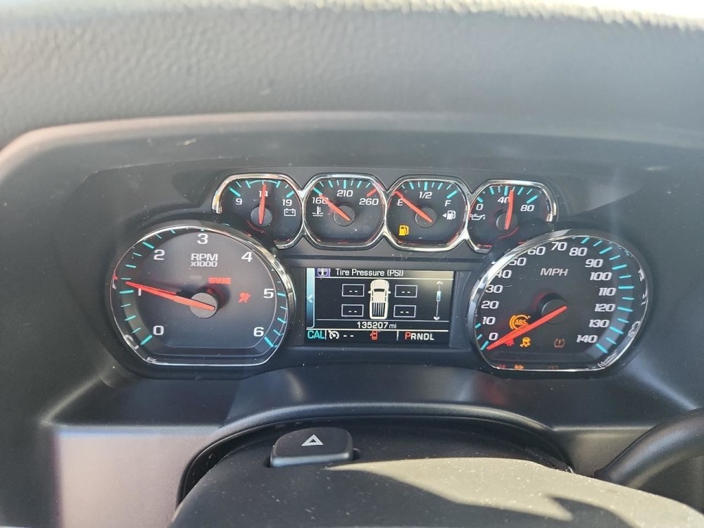 SILVRDO15 2017 Glove Box 4862297