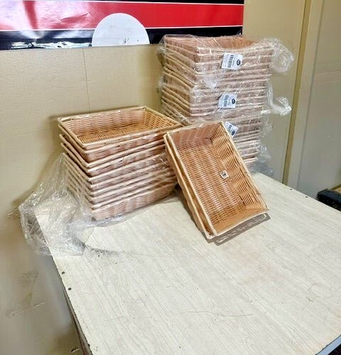 LOT OF 48 TABLECRAFT 1188W RECTANGULAR HAND WOVEN POLYPROPYLENE BAKERY BASKETS