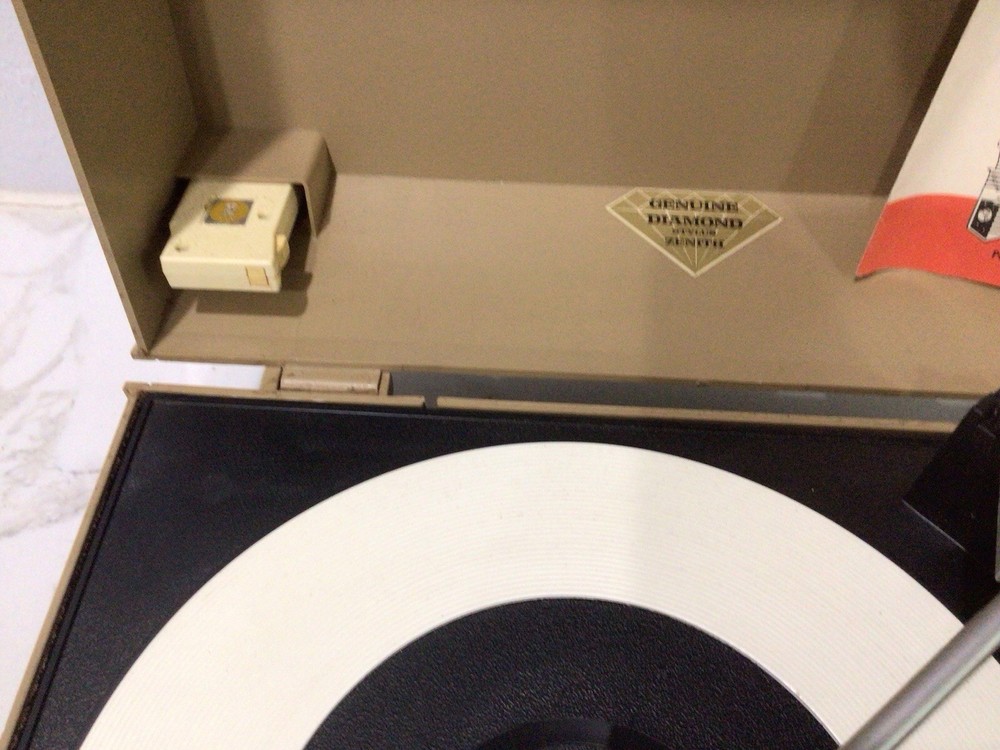 Vtg. Zenith Solid State 60’s Record Changer- Not Working, Nice Condition