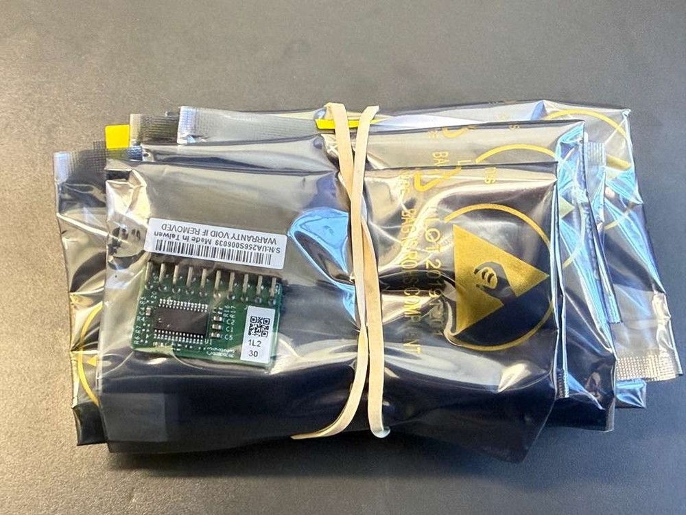 New Supermicro standard vertical TPM 2.0 supporting LPC 20 pins