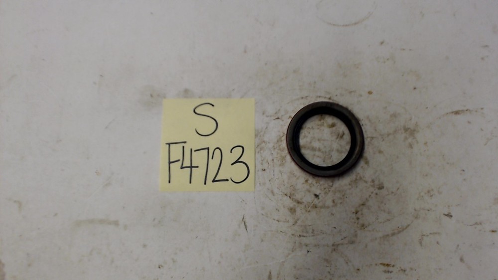 473237 Seal