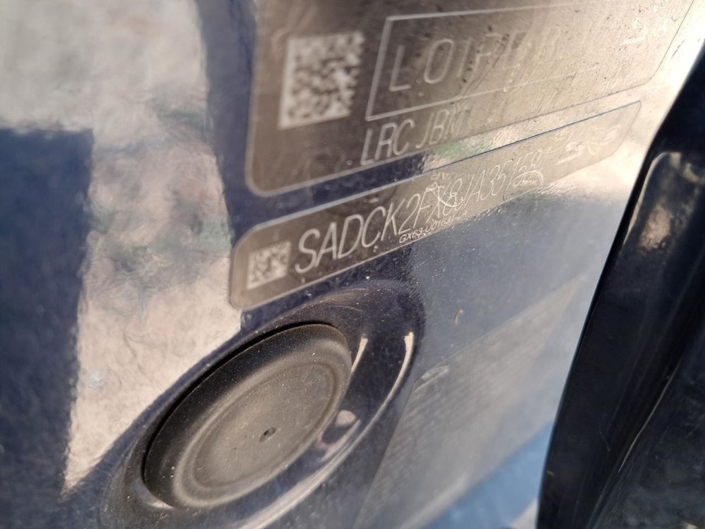 F-PACE 2018 Glove Box 4782977