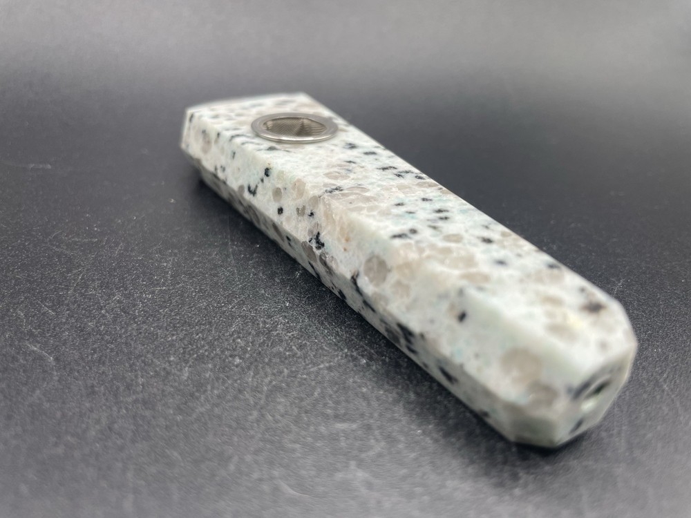 Kiwi Jasper Pipe 79g