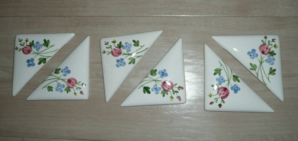Ceramic Tile Corners Triangle Shaped Decorative Hand Painted Floral Tiles 6 pcs