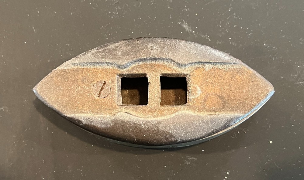 Antique Cast Iron Sad Iron With Removable Handle