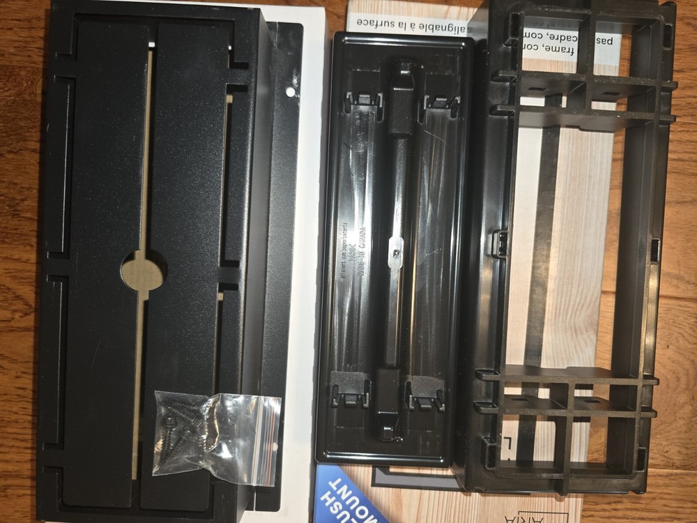 Aria Vent Flushmount Lite Edition (4 x 10)