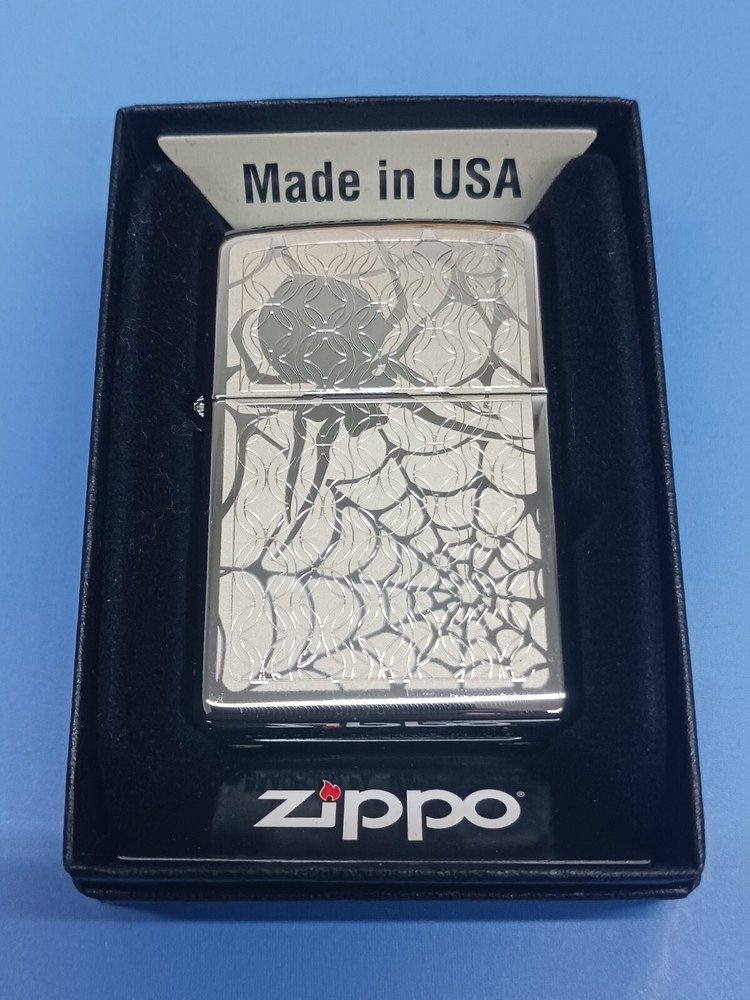 Zippo 28052 Hidden Spider High Polished Chrome